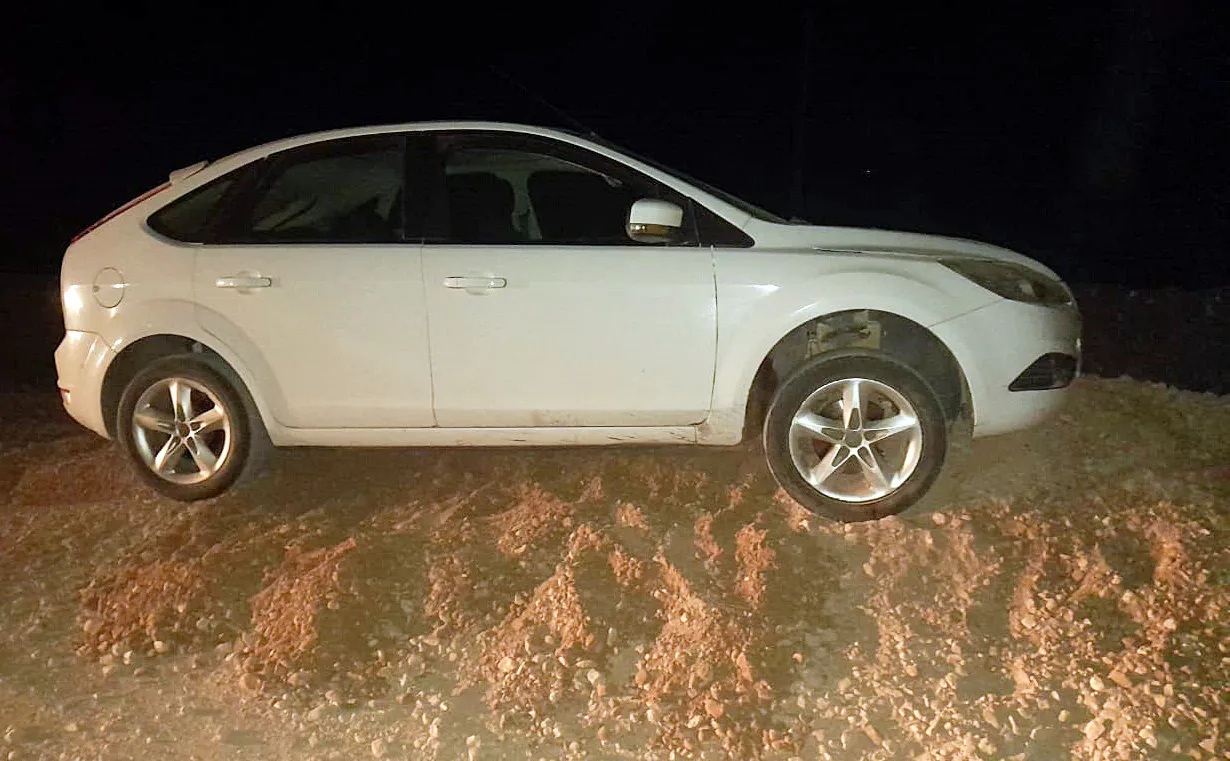 Pudo haber sido una tragedia: conductor circulaba con 2,20 g/l de alcohol en sangre cuando chocó contra un montículo de tierra en la Ruta Provincial 101