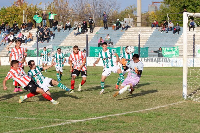 Liga Pampeana: Ferro de Alvear sigue líder y Costa le sigue el paso