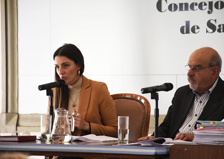 Santa Rosa | Por mayoría y mediante el voto de la presidenta del Concejo Deliberante, el oficialismo logró la aprobación del presupuesto 2024