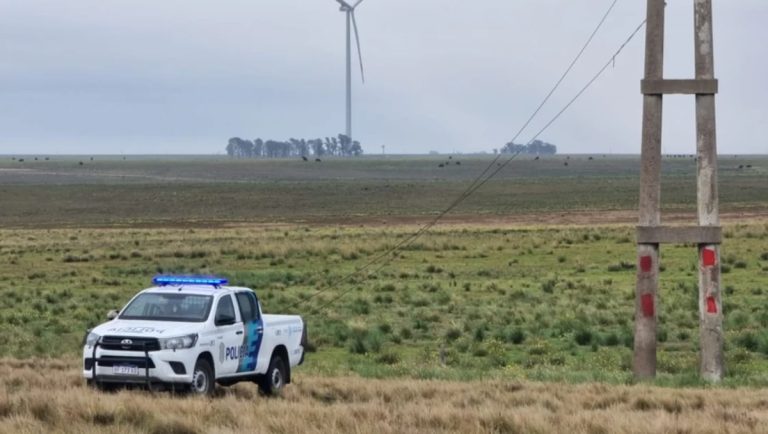 Abandonaron a 4 hombres electrocutados y sin vida en una camioneta en el Hospital Municipal de Bahía Blanca