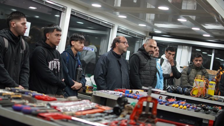 Comenzó el curso de instalación y reparación de aires acondicionados