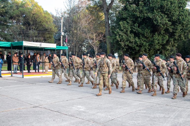 Celebración del Día del Ejército Argentino: se realizó un acto conmemorativo en el Regimiento de Caballería Tanques 13 piquense