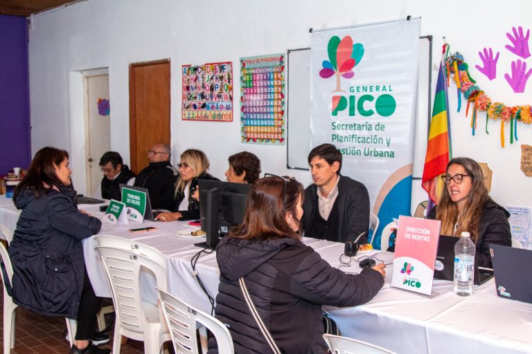 “La descentralización es un eje que tiene que ver con hacerle la vida más fácil al vecino”, afirmó la intendente sobre el Estado con Vos
