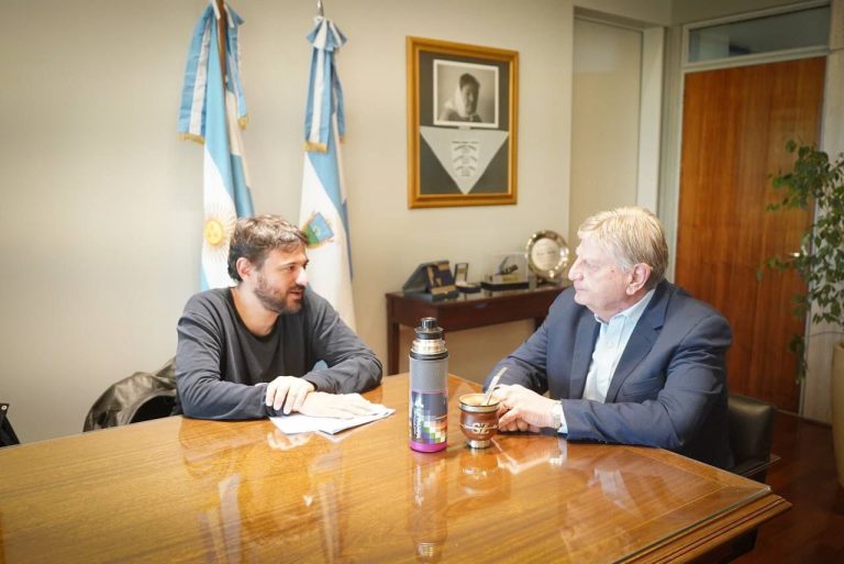 Juan Grabois en La Pampa: se reunió con el gobernador Ziliotto y encabezará un acto para “organizar la bronca y construir la alternativa”