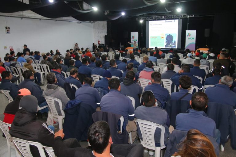 Curso de poda | 200 personas realizaron la capacitación en El Viejo Galpón: “Buscamos que lo hagan a conciencia”, señaló Lucas Belliardo
