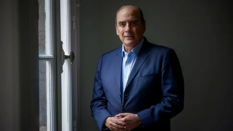 El Gobierno oficializó a Francos como el reemplazo de Posee en la Jefatura de Gabinete