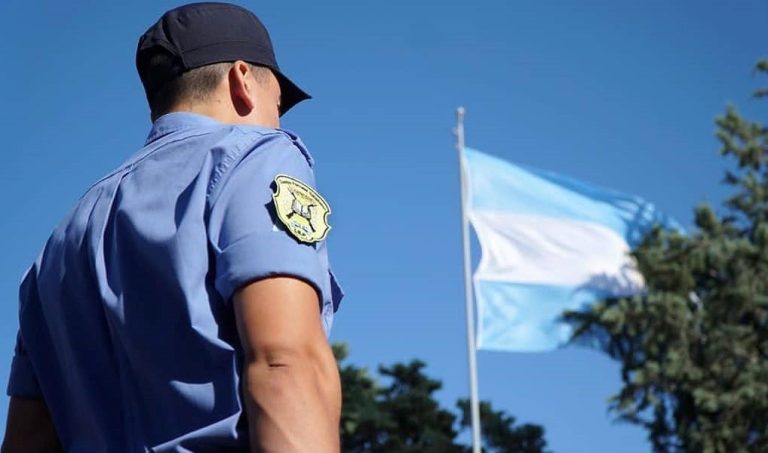 Escándalo administrativo: La Justicia anuló la reincorporación de un policía dictada irregularmente por la Jefatura