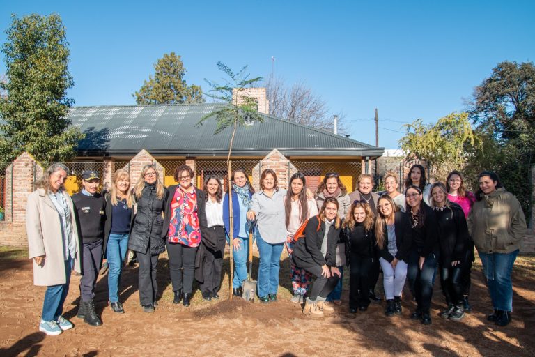 Hogar de Mujeres: “este lugar funciona hace 30 años en nuestra localidad y es referencia en la provincia”, dijo Fernanda Alonso