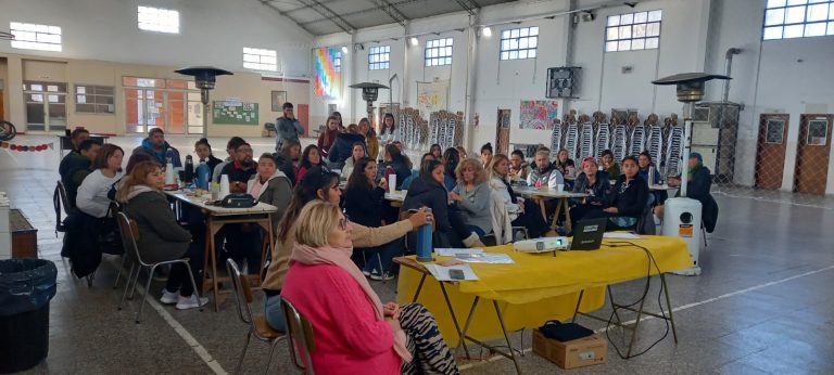 Capacitación “De los secretos a la comunicación” aborda temas sensibles con niños y adolescentes sin cuidados parentales en Santa Rosa y General Pico