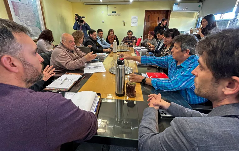 El Gobierno ofrece recategorización y actualización del nomenclador docente a los gremios: apuntan a un impacto real en los salarios a largo plazo