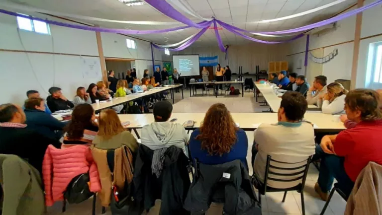 Exitosa segunda mesa de trabajo de la Red de Directores de Educación Secundaria en Jacinto Arauz