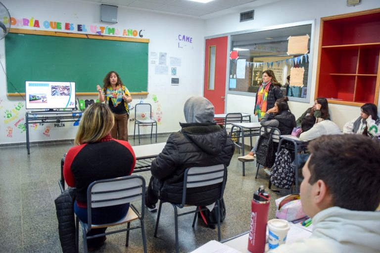 Economía circular: se realizó una charla en el Colegio Ranqueles