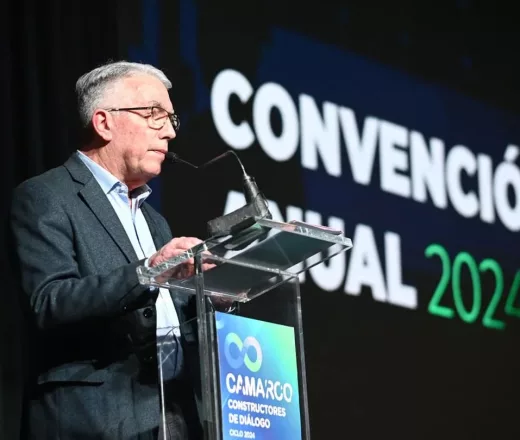 Luis Giovine, secretario de Obras Públicas de la Nación, ante empresarios en Camarco