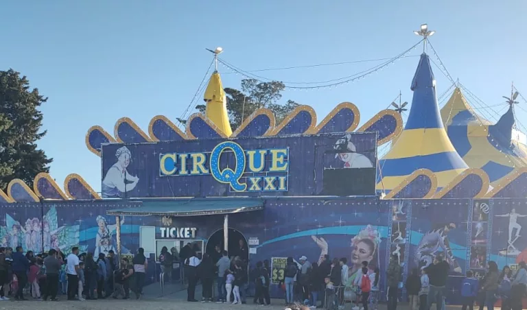 Santa Rosa: un niño se cayó desde una de las plateas que hay dentro del circo
