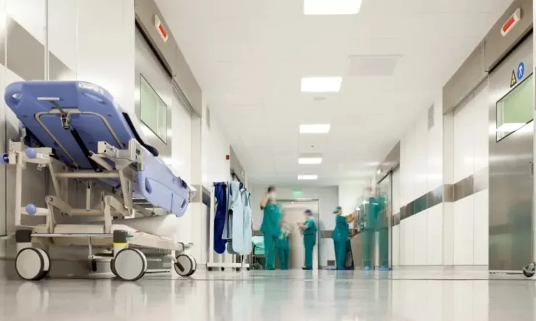 El gobierno de La Pampa pagará por 3 meses 150 mil pesos por cada trabajador a empresas privadas de salud con el fin de mantener la planta de empleados