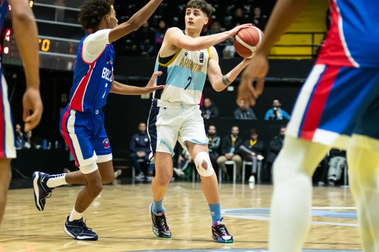 Con el pampeano Fernández Lang en cancha, la Selección Argentina U-18 quedó subcampeona de la AmeriCup