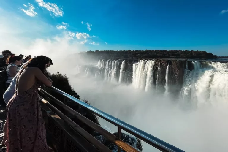 12 cuotas sin interés y ofertas para las vacaciones: cómo es “Argentina Emerge”, el programa del Gobierno que reemplazó al PreViaje