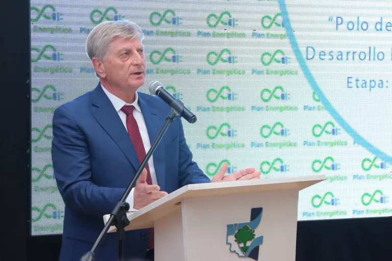 “Ratificamos el rumbo”, señaló el Gobernador, Sergio Ziliotto y anunció que el parque fotovoltaico de General Pico tendrá “75 hectáreas de paneles”