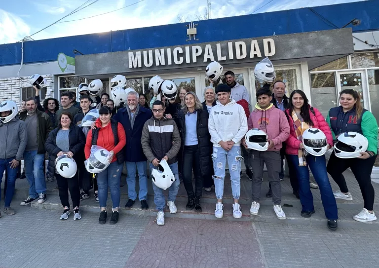Alicia Mayoral lidera actividades en Anguil para promover la seguridad vial en la Semana Provincial