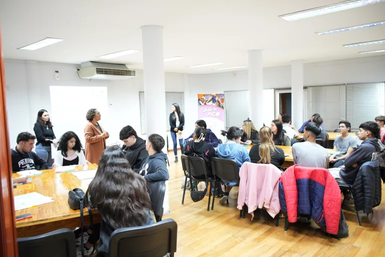 Medio centenar de estudiantes piquenses ya participaron de los talleres de orientación vocacional