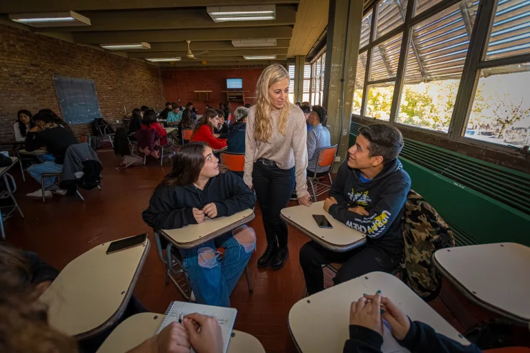 Educación de La Pampa refuta informe nacional y destaca alta asistencia en colegios secundarios