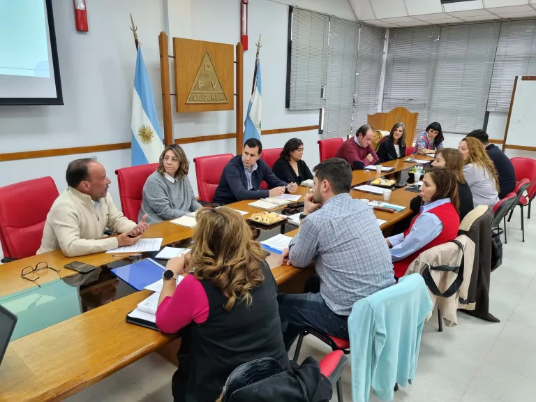 Gobierno provincial, Poder Judicial y legisladores analizan avances en políticas de reinserción social y prevención de reincidencia