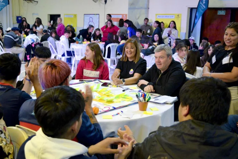 Masivo encuentro provincial de juventudes en Uriburu