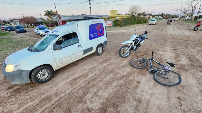 Ciclista hospitalizado tras ser atropellado en la intersección de las calles 117 y 12