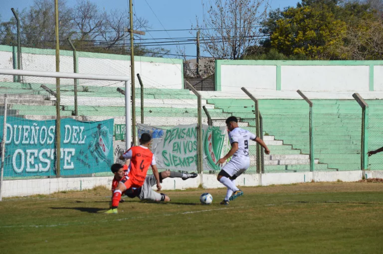 Federal “A”: Ferro empató en el Coloso