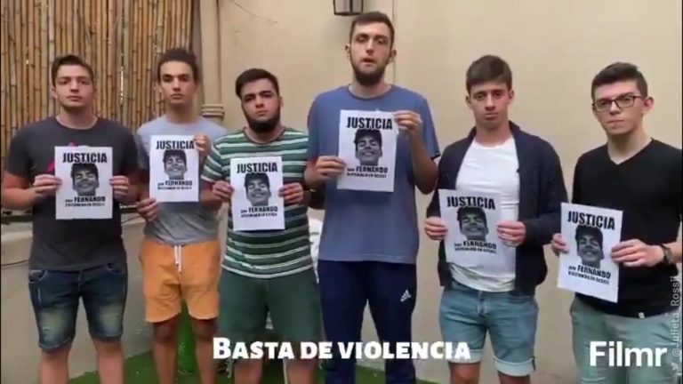 Video: “No a la domiciliaria” de los rugbiers, el reclamo de los amigos de Fernándo Báez Sosa