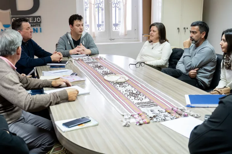 Intendentes del Departamento Hucal se reunieron por productores en emergencia por sequía