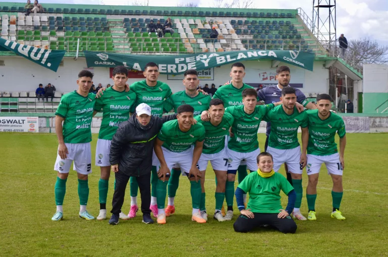 Federal A: Cipolletti enfrenta a Ferro de Pico en un duelo clave para mantener la categoría