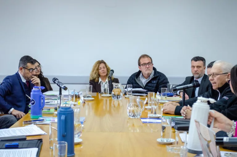 Comisión legislativa aprueba nuevas designaciones en el Banco de La Pampa con dictamen favorable