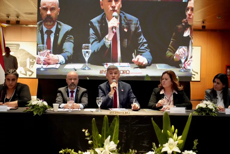 Fernanda Alonso presente en el tercer congreso de participación ciudadana en Córdoba