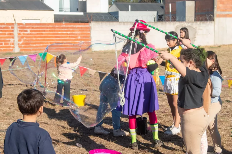 Seguí disfrutando del mes de las infancias en familia: el segundo encuentro será en el SUM del Barrio Rucci