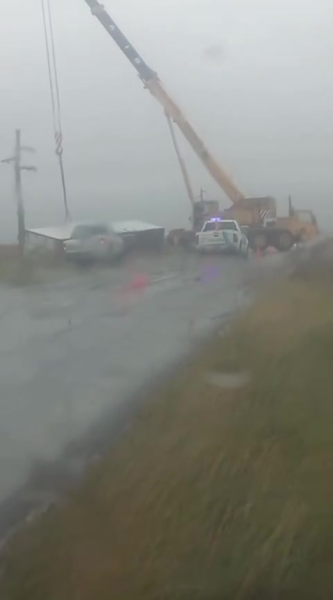 Despiste y vuelco de un camión en Ruta 33 sin heridos graves: El conductor es de General Pico