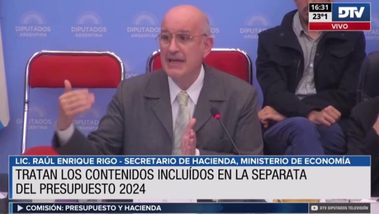Funcionarios expusieron sobre la separata del presupuesto 2024 