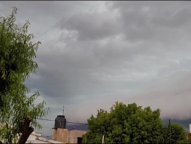 VIDEO| Impresionante pedrada en Ingeniero Luiggi