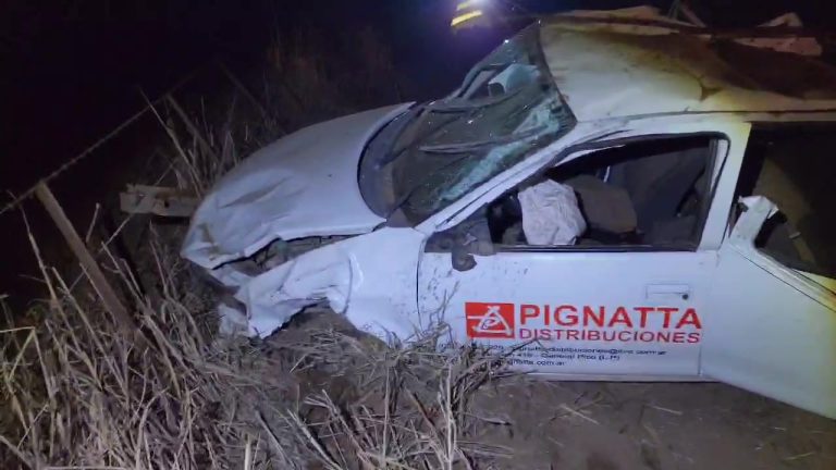 Vuelco en ruta provincial 101 cerca de Vértiz: Trasladan urgente una persona al hospital de Pico
