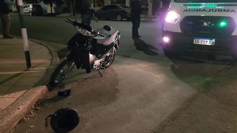 Motociclista sufre accidente en la intersección de calle 22 y 101