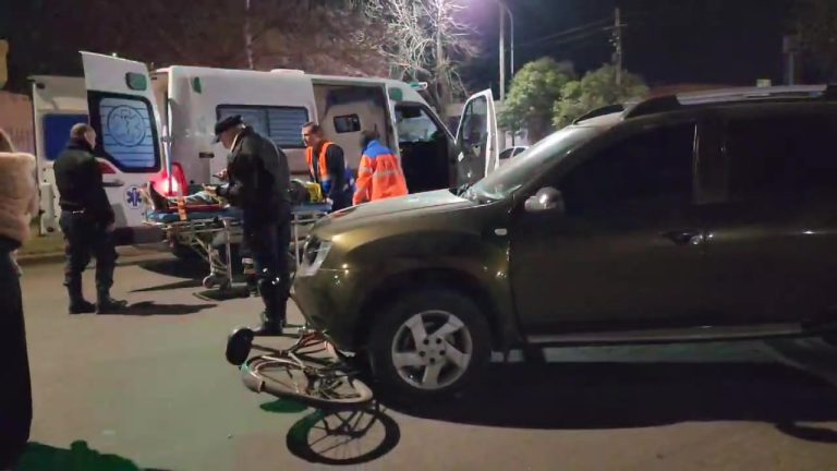 Ciclista fue trasladado al hospital tras ser atropellado en calle 33 y 18