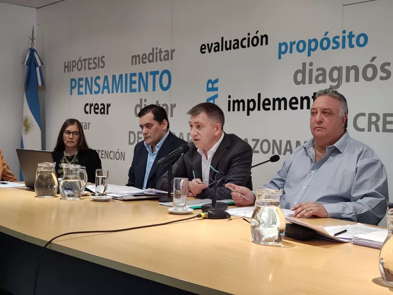 Bisterfeld: “sin la ampliación de Presupuesto no podríamos transferir fondos a municipios o pagar sueldos”