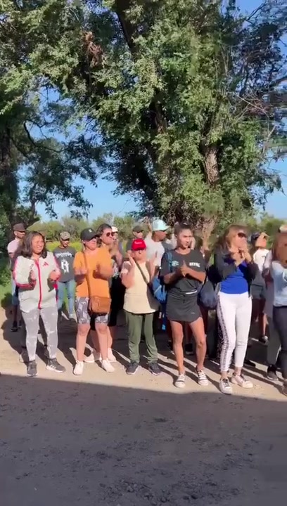 Varios micros viajaron a Santa Rosa desde General Pico para el paro y movilización: “Queremos que el gobierno llame al diálogo a los diferentes actores”