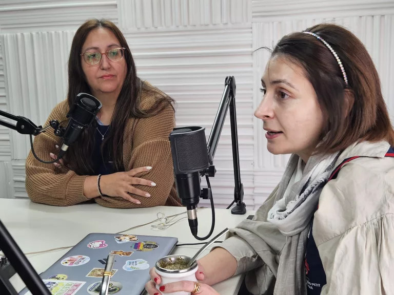 El Instituto Petit organiza una conferencia sobre formación emocional y bilingüe para docentes, familias y estudiantes