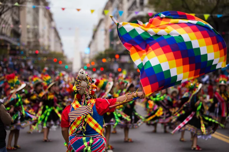 Gobierno pampeano confirmó feriados de octubre por el Día del Respeto a la Diversidad Cultural en el país