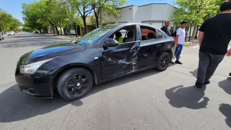 Colisión en la intersección de las calles 9 y 22: sin heridos graves