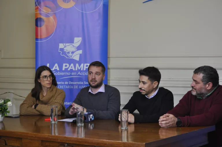 El Gobierno de La Pampa lanza la digitalización y expande los beneficios del Programa Tarjeta Joven