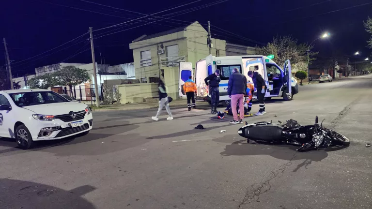 Accidente en la intersección de calles 13 y 28 a primera hora de la mañana