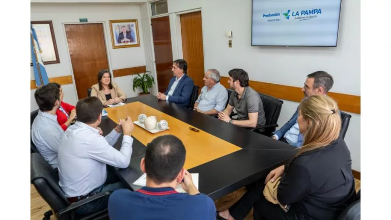 Presentaron a las nuevas autoridades de UNILPa y abordaron la situación crítica de la industria pampeana