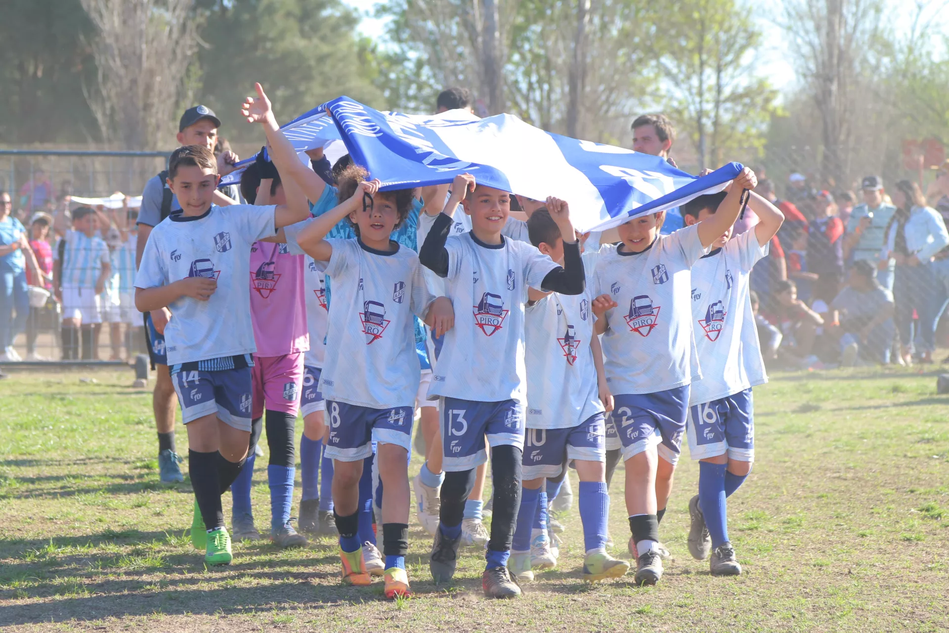 Más de 1500 jóvenes participan en ‘El Chañarcito’: La intendenta Alonso declara de interés municipal el campeonato de fútbol infantil